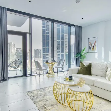 Luxury Studios With Burj Khalifa Or Canal View In Downtown - Marquise Square Tower Dubai Exterior photo