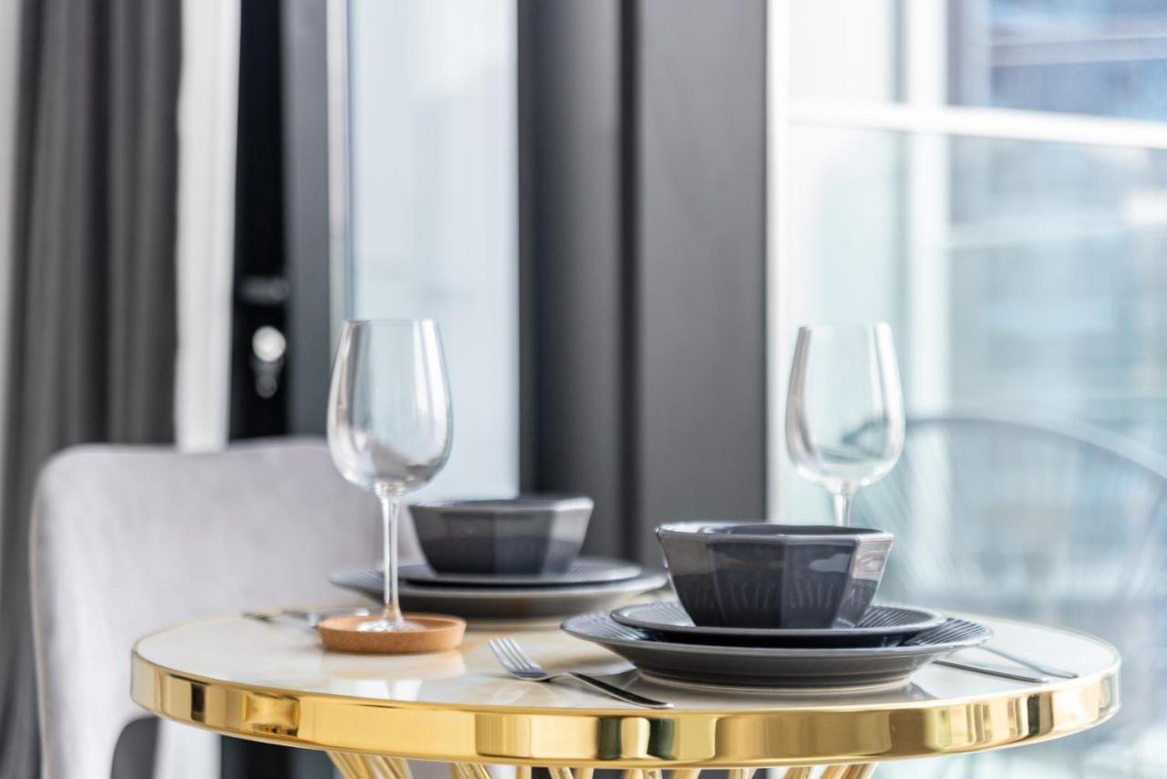 Luxury With Burj Khalifa Or Canal View In Downtown - Marquise Square Tower * Dubaï